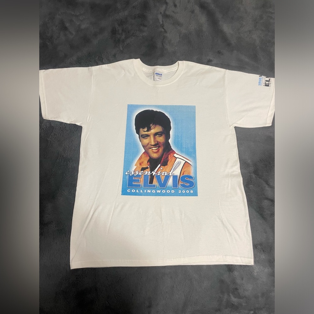 Vintage Essential Elvis Collingwood 2008 Graphic T-Shirt